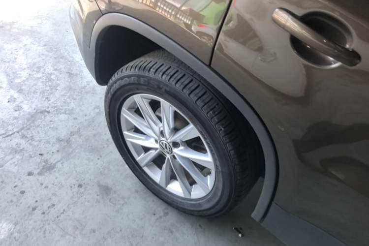 Used Volkswagen Tiguan 2015 1.8TSI Automatic Two-Wheel Drive Comfort Edition Right Rear Wheel Hub
