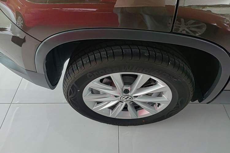 Used Volkswagen Tiguan 2015 1.8TSI Automatic Two-Wheel Drive Comfort Edition Right Rear Wheel Hub
