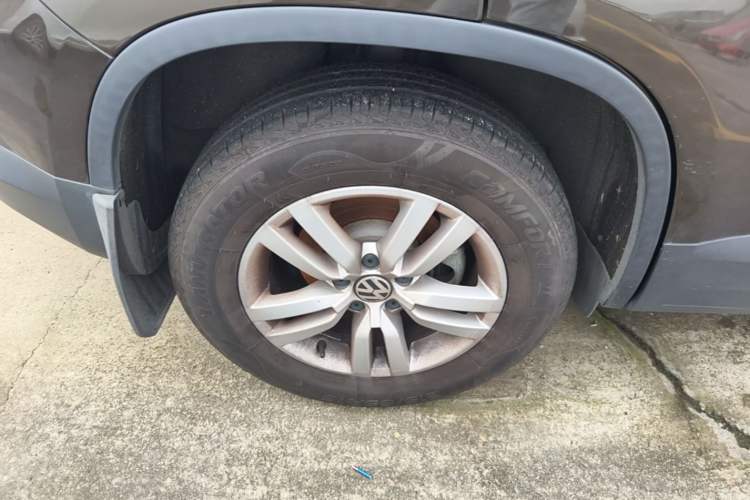 Used Volkswagen Tiguan 2015 1.8TSI Automatic Two-Wheel Drive Trend Edition Right Rear Wheel Hub