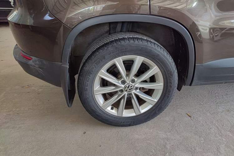 Used Volkswagen Tiguan 2015 1.8TSI Automatic Two-Wheel Drive Comfort Edition Right Rear Wheel Hub