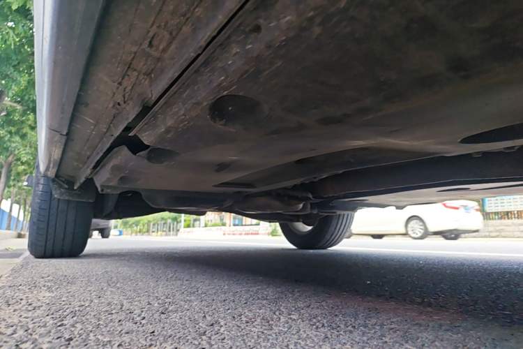 Used Volkswagen Tiguan 2015 1.8TSI Automatic Two-Wheel Drive Comfort Edition Right Side Sill