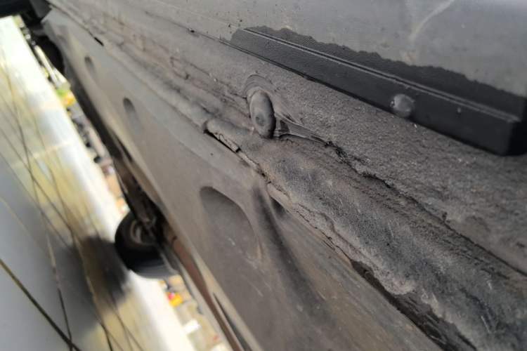 Used Volkswagen Tiguan 2015 1.8TSI Automatic Two-Wheel Drive Trend Edition Right Side Sill