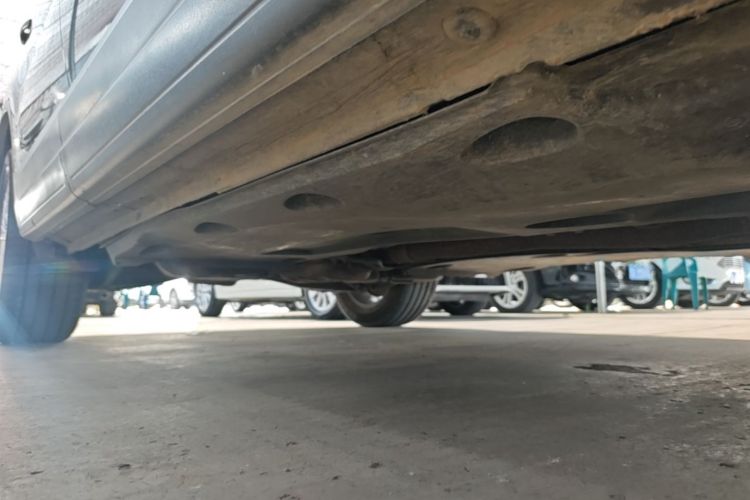 Used Volkswagen Tiguan 2015 1.8TSI Automatic Two-Wheel Drive Comfort Edition Right Side Sill