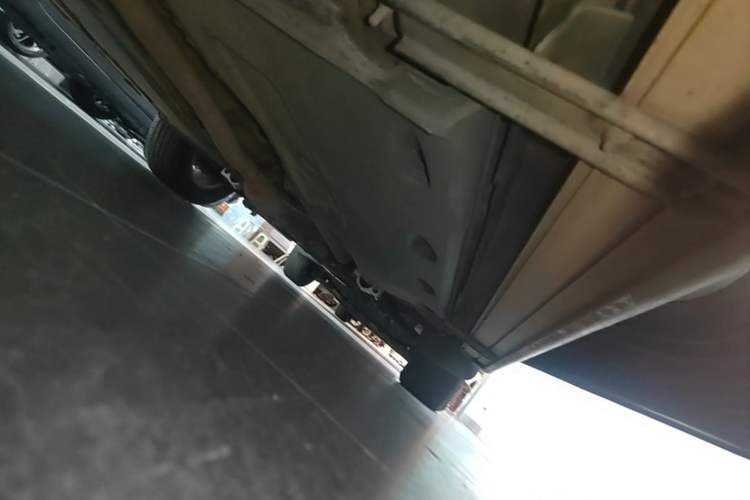 Used Volkswagen Tiguan 2015 1.8TSI Automatic Two-Wheel Drive Trend Edition Right Side Sill
