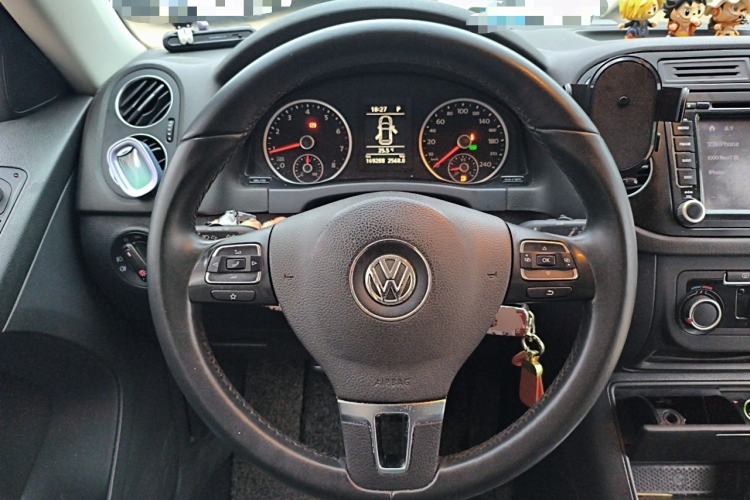 Used Volkswagen Tiguan 2015 1.8TSI Automatic Two-Wheel Drive Trend Edition Steering Wheel