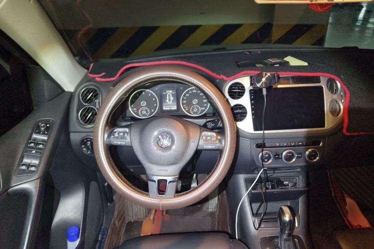 Used Volkswagen Tiguan 2015 1.8TSI Automatic Two-Wheel Drive Comfort Edition Steering Wheel
