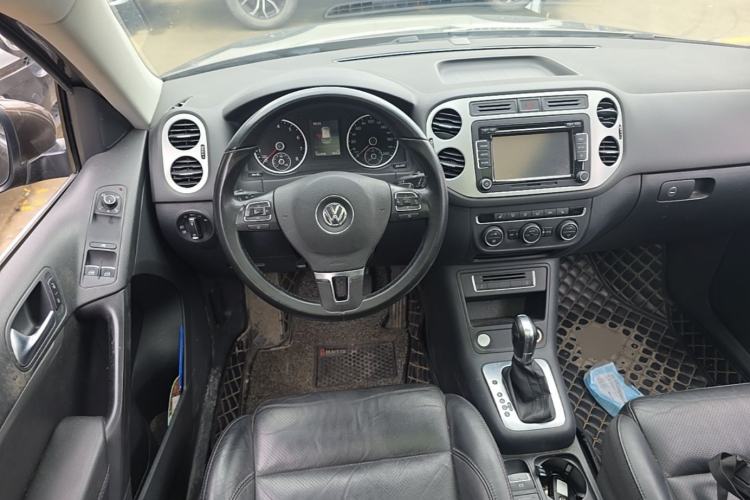 Used Volkswagen Tiguan 2015 1.8TSI Automatic Two-Wheel Drive Luxury Model Steering Wheel