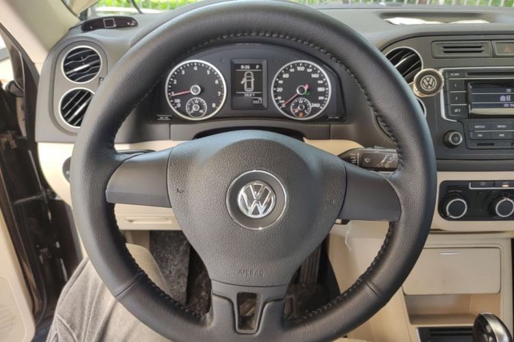 Used Volkswagen Tiguan 2015 1.8TSI Automatic Two-Wheel Drive Trend Edition Steering Wheel