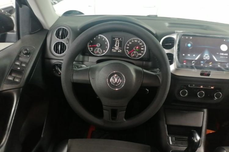 Used Volkswagen Tiguan 2015 1.8TSI Automatic Two-Wheel Drive Trend Edition Steering Wheel