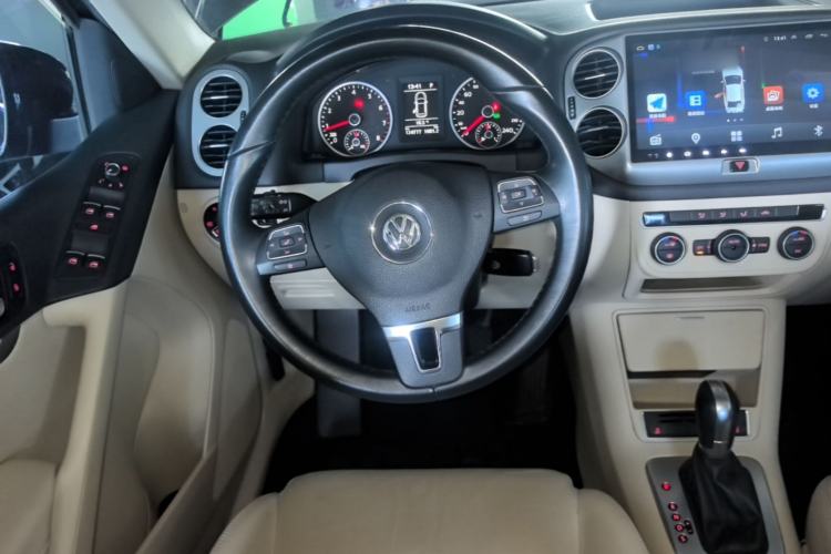 Used Volkswagen Tiguan 2015 1.8TSI Automatic Two-Wheel Drive Comfort Edition Steering Wheel