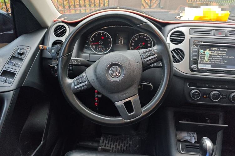 Used Volkswagen Tiguan 2015 1.8TSI Automatic Two-Wheel Drive Comfort Edition Steering Wheel