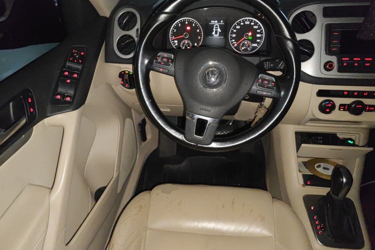 Used Volkswagen Tiguan 2015 1.8TSI Automatic Two-Wheel Drive Comfort Edition Steering Wheel