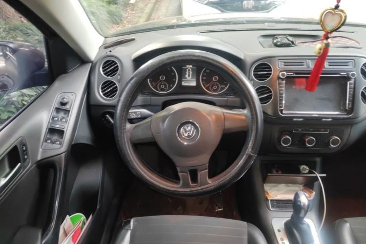 Used Volkswagen Tiguan 2015 1.8TSI Automatic Two-Wheel Drive Trend Edition Steering Wheel