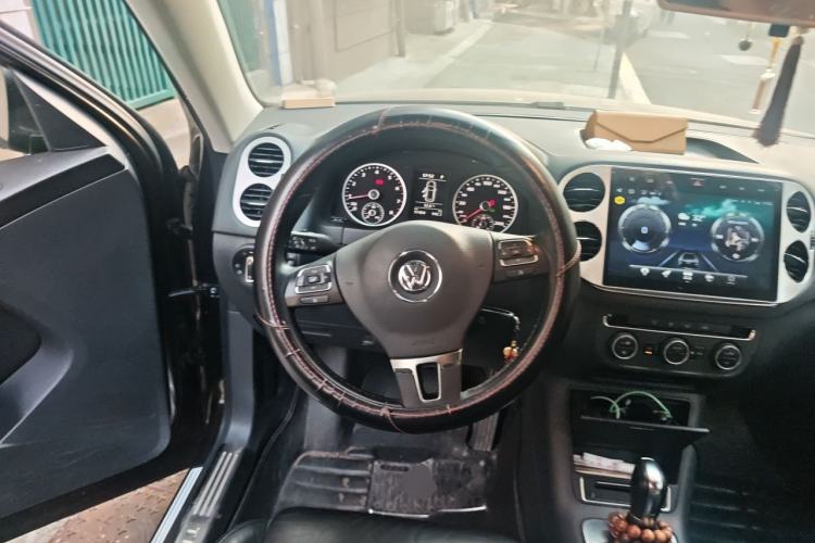 Used Volkswagen Tiguan 2015 1.8TSI Automatic Two-Wheel Drive Comfort Edition Steering Wheel