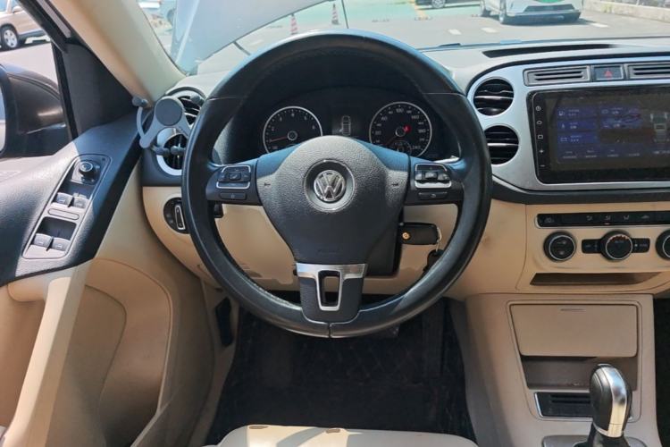 Used Volkswagen Tiguan 2015 1.8TSI Automatic Two-Wheel Drive Comfort Edition Steering Wheel