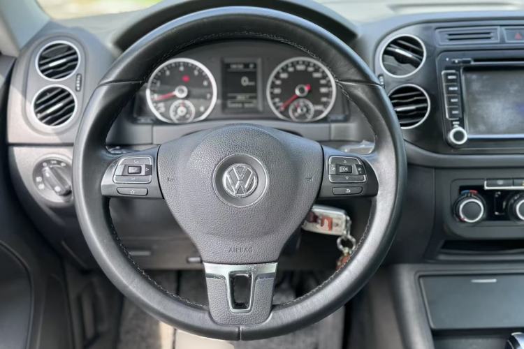 Used Volkswagen Tiguan 2015 1.8TSI Automatic Two-Wheel Drive Trend Edition Steering Wheel