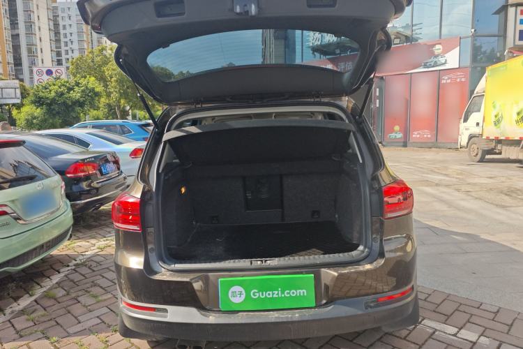 Used Volkswagen Tiguan 2015 1.8TSI Automatic Two-Wheel Drive Trend Edition Trunk