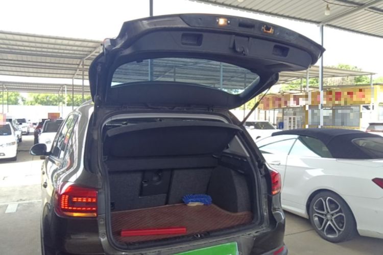 Used Volkswagen Tiguan 2015 1.8TSI Automatic Two-Wheel Drive Trend Edition Trunk