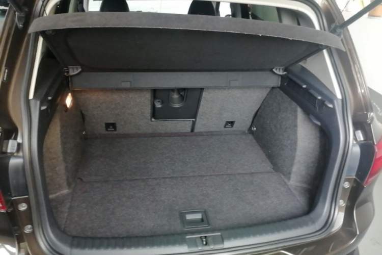 Used Volkswagen Tiguan 2015 1.8TSI Automatic Two-Wheel Drive Trend Edition Trunk