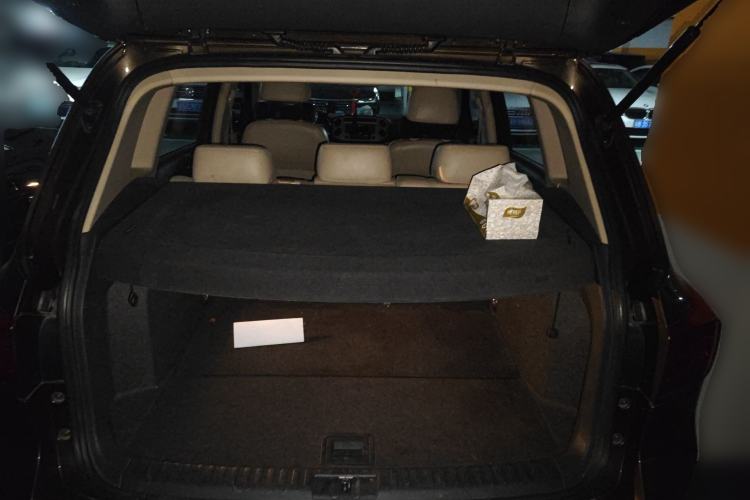 Used Volkswagen Tiguan 2015 1.8TSI Automatic Two-Wheel Drive Comfort Edition Trunk