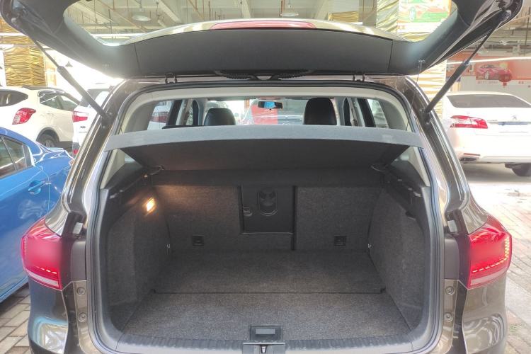 Used Volkswagen Tiguan 2015 1.8TSI Automatic Two-Wheel Drive Trend Edition Trunk
