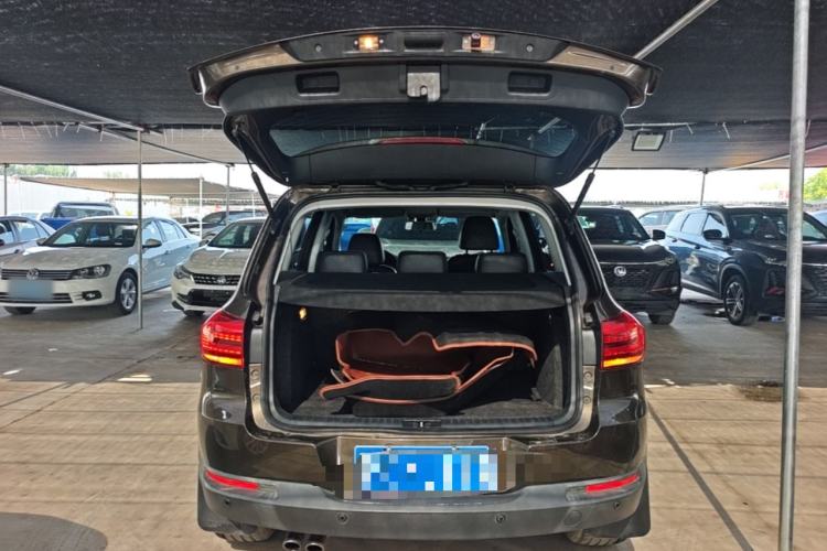 Used Volkswagen Tiguan 2015 1.8TSI Automatic Two-Wheel Drive Comfort Edition Trunk