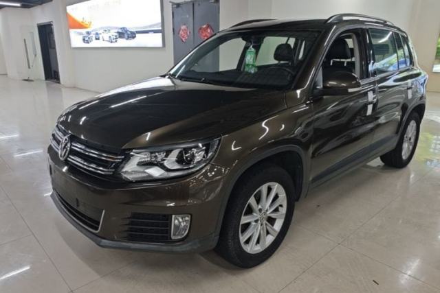 Volkswagen Tiguan 2015 1.8TSI Automatic Two-Wheel Drive Comfort Edition d’occasion