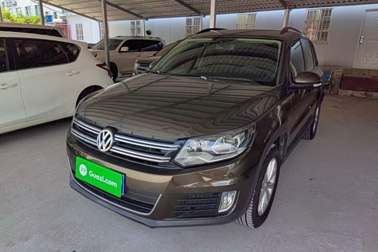 Used Volkswagen Tiguan 2015 1.8TSI Automatic Two-Wheel Drive Comfort Edition Guazi used car, China used car export, Used car for sale, Used  cars, Cheapest cars for sale