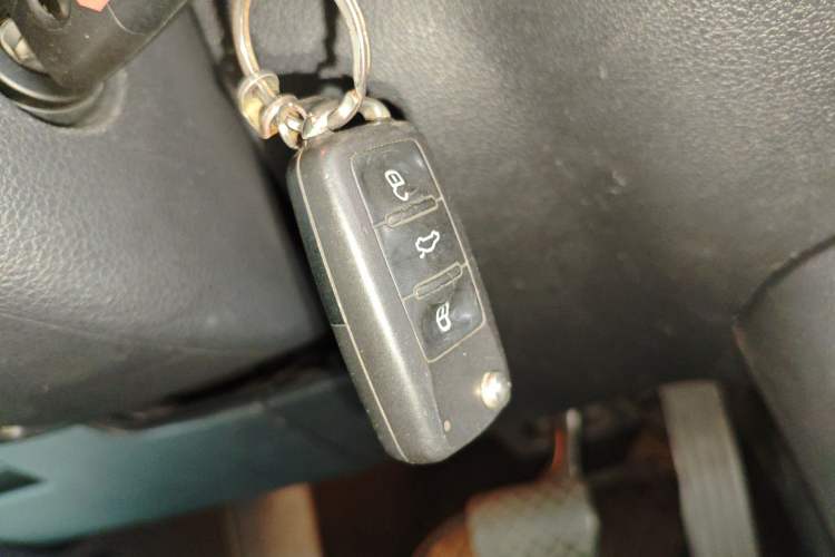 Used Volkswagen Tiguan 2015 2.0 TSI Comfort Edition Vehicle Key
