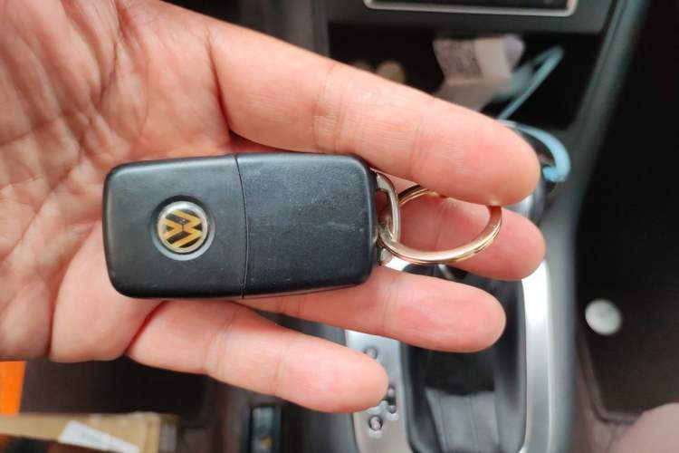 Used Volkswagen Tiguan 2015 1.8TSI Automatic All-Wheel Drive Comfort Edition Vehicle Key