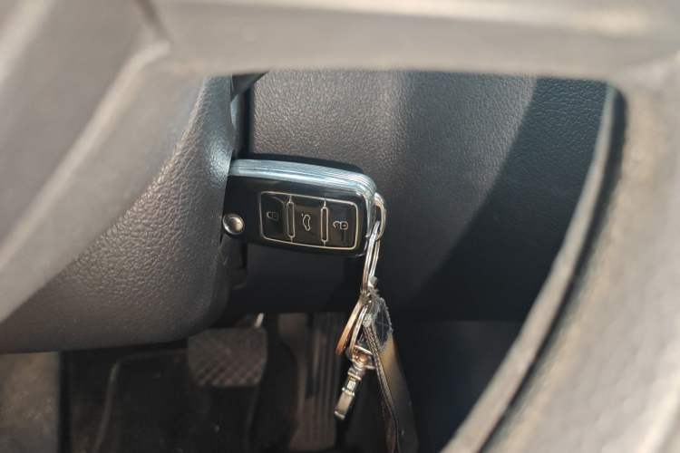 Used Volkswagen Tiguan 2015 1.8TSI Automatic Two-Wheel Drive Trend Edition Vehicle Key