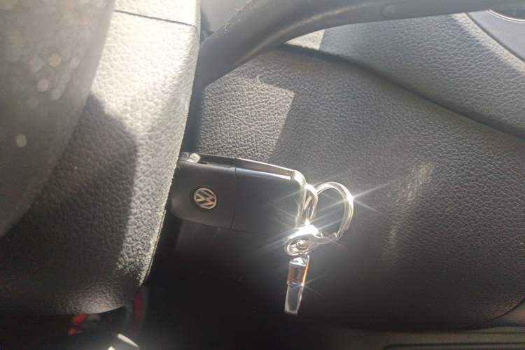 Used Volkswagen Tiguan 2015 2.0 TSI Comfort Edition Vehicle Key