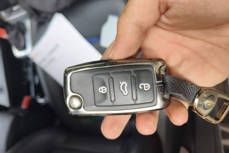 Used Volkswagen Tiguan 2015 1.8TSI Automatic Two-Wheel Drive Comfort Edition Vehicle Key