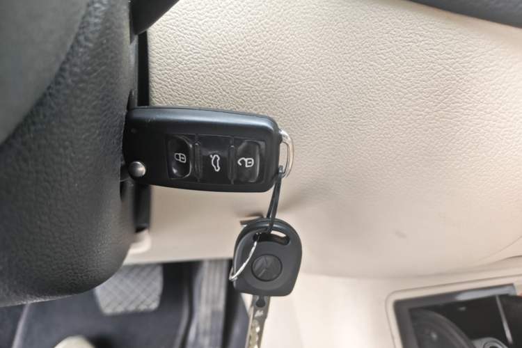 Used Volkswagen Tiguan 2015 1.8TSI Automatic Two-Wheel Drive Trend Edition Vehicle Key