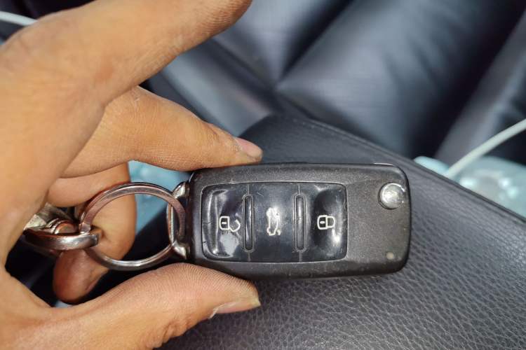 Used Volkswagen Tiguan 2015 1.8TSI Automatic Two-Wheel Drive Luxury Model Vehicle Key