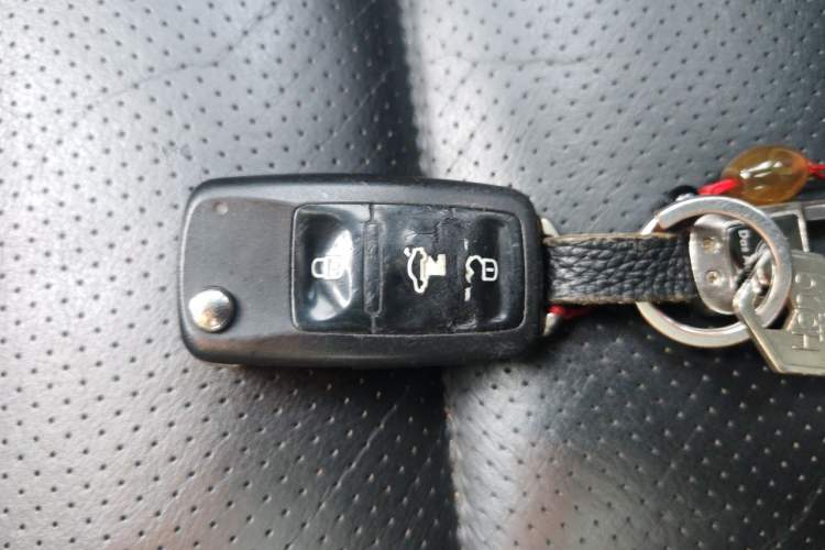 Used Volkswagen Tiguan 2015 1.8TSI Automatic Two-Wheel Drive Luxury Model Vehicle Key