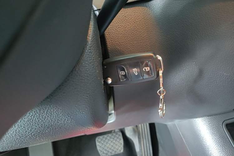 Used Volkswagen Tiguan 2015 1.8TSI Automatic Two-Wheel Drive Comfort Edition Vehicle Key