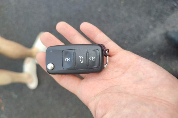 Used Volkswagen Tiguan 2015 1.8TSI Automatic Two-Wheel Drive Luxury Model Vehicle Key