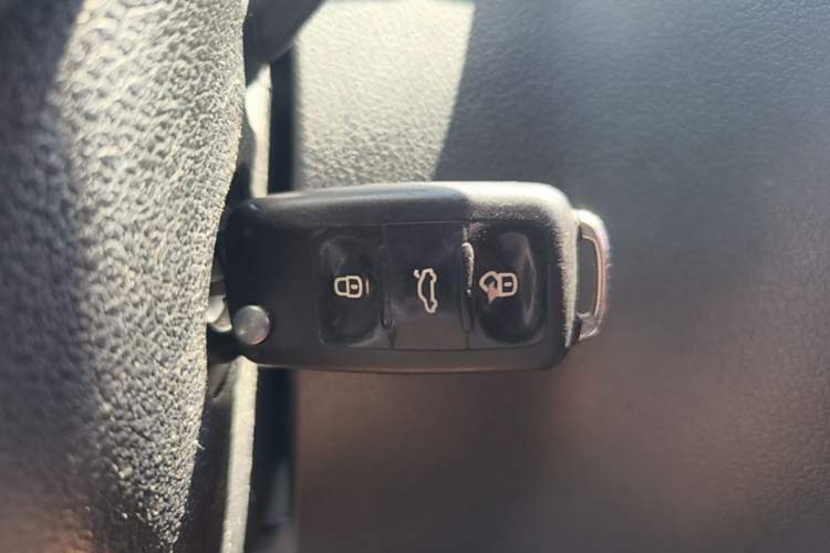 Used Volkswagen Tiguan 2015 1.8TSI Automatic Two-Wheel Drive Trend Edition Vehicle Key