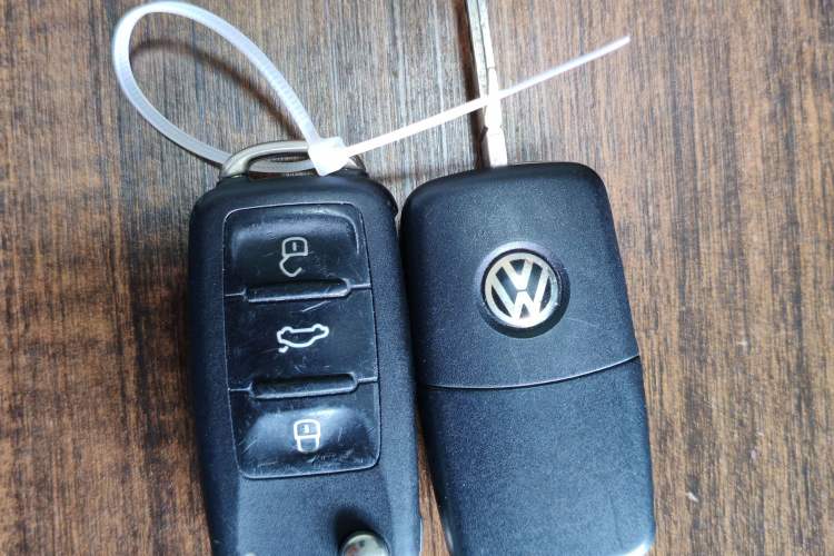 Used Volkswagen Tiguan 2015 1.8TSI Automatic Two-Wheel Drive Luxury Model Vehicle Key
