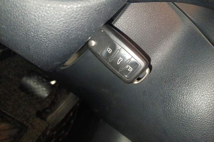 Used Volkswagen Tiguan 2015 1.8TSI Automatic Two-Wheel Drive Comfort Edition Vehicle Key
