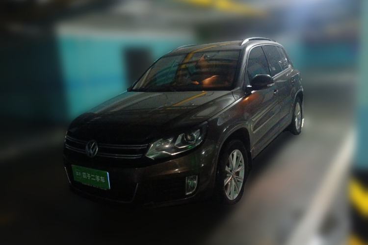 Used Volkswagen Tiguan 2015 1.8TSI Automatic Two-Wheel Drive Comfort Edition Guazi used car, China used car export, Used car for sale, Used  cars, Cheapest cars for sale