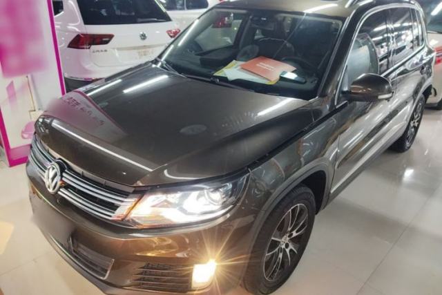 Used Volkswagen Tiguan 2015 1.8TSI Automatic All-Wheel-Drive Luxury Model