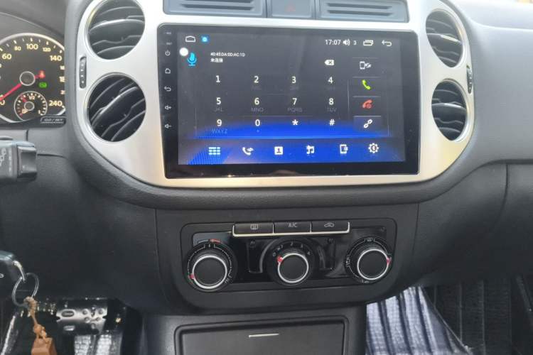 Used Volkswagen Tiguan 2015 1.8TSI Automatic Two-Wheel Drive Trend Edition Audio And AC Panel