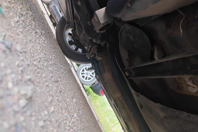 Used Volkswagen Tiguan 2015 1.8TSI Automatic All-Wheel-Drive Luxury Model Chassis Front Right