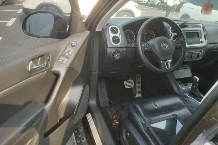 Used Volkswagen Tiguan 2015 1.8TSI Automatic Two-Wheel Drive Comfort Edition Driver Seat