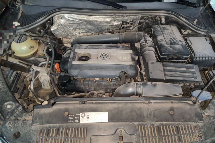 Used Volkswagen Tiguan 2015 1.8TSI Automatic Two-Wheel Drive Comfort Edition Engine Bay