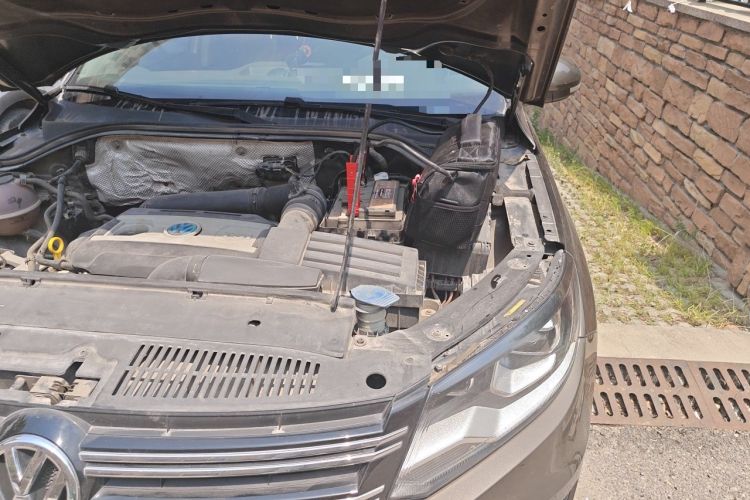Used Volkswagen Tiguan 2015 1.8TSI Automatic Two-Wheel Drive Comfort Edition Engine Bay Left