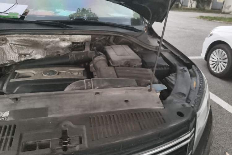 Used Volkswagen Tiguan 2015 1.8TSI Automatic Two-Wheel Drive Trend Edition Engine Bay Left
