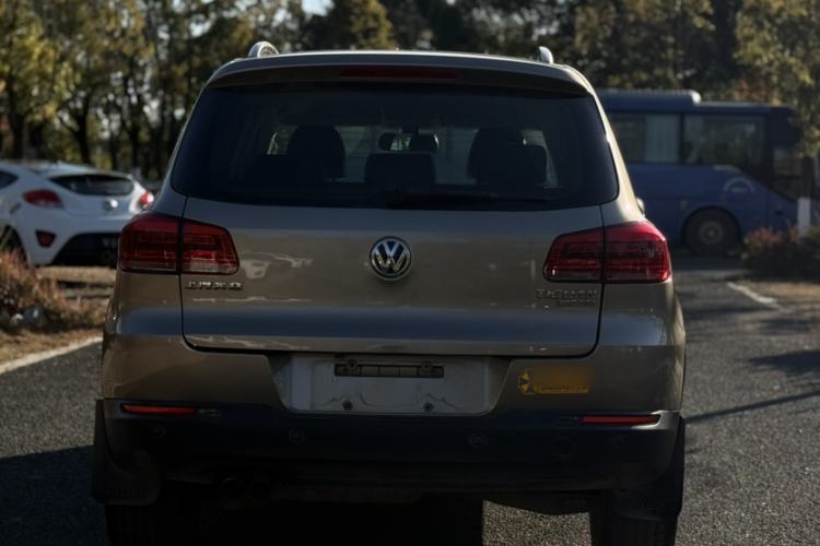 Used Volkswagen Tiguan 2015 1.8TSI Automatic Two-Wheel Drive Comfort Edition Exterior 1